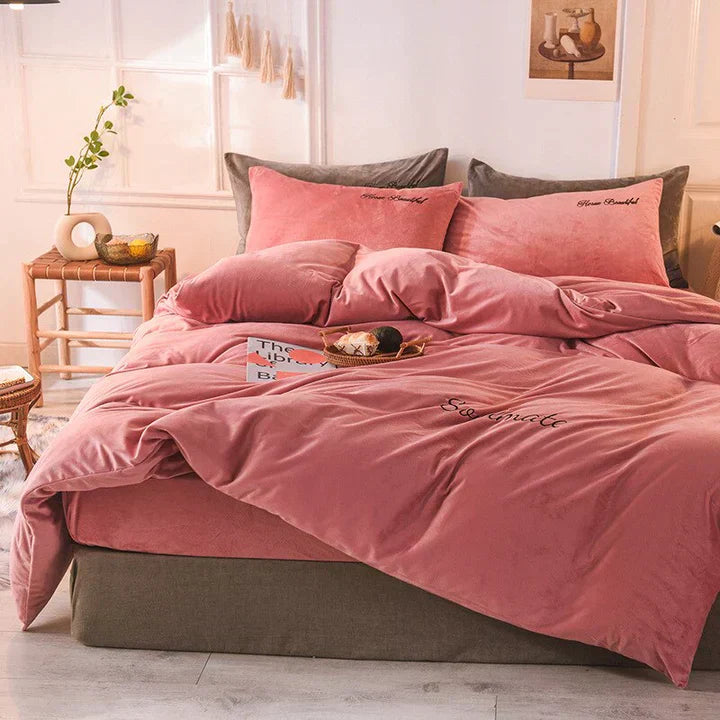 VeloursNuit - Cozy Duvet Cover for Perfect Sleep