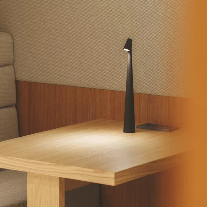 Lampe de table sculptante LuminEssence Glow