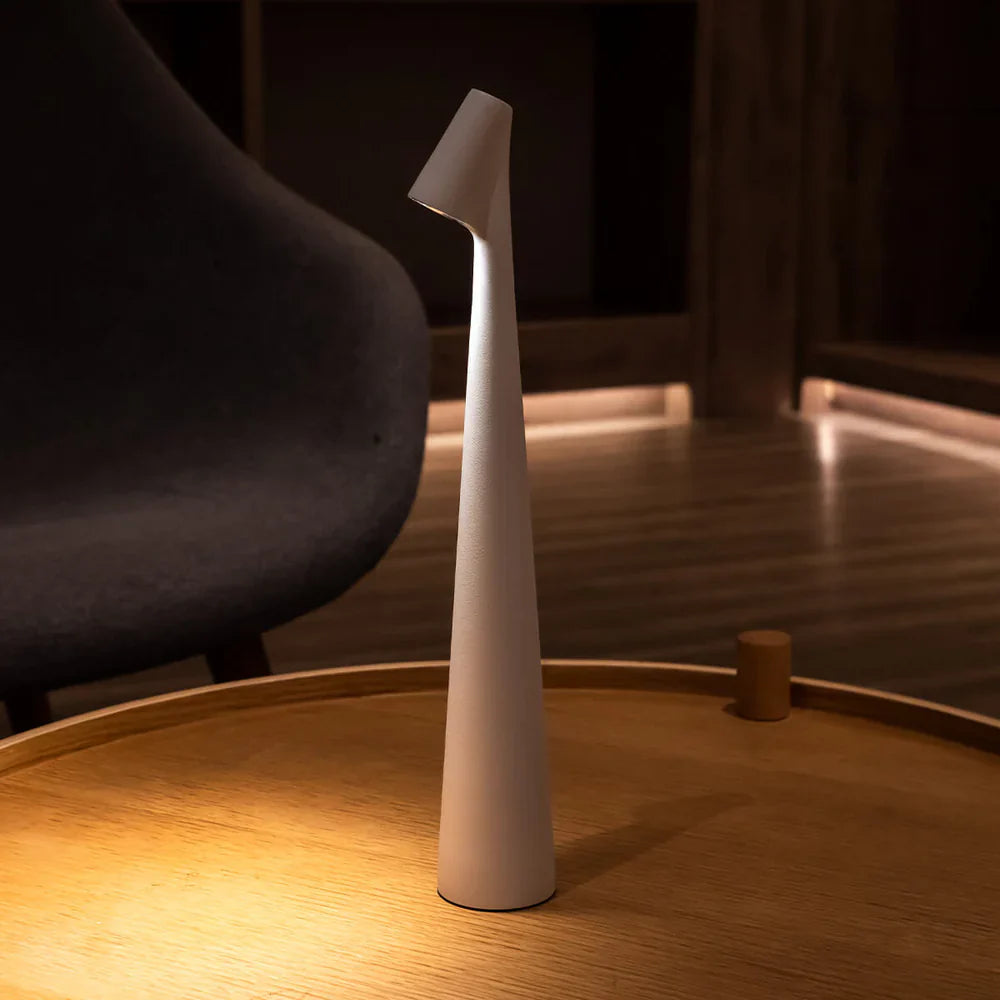 Nordic minimalistic design table lamp | Wireless | LED | Reading lamp | Dinnerlamp