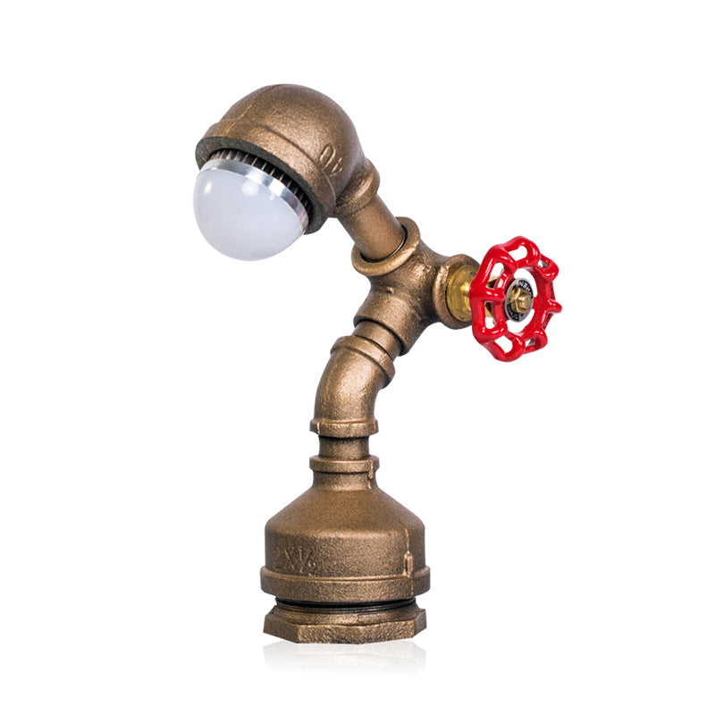 GlowBot - Steampunk-robotlampe i messing med tommelfingerkontakt