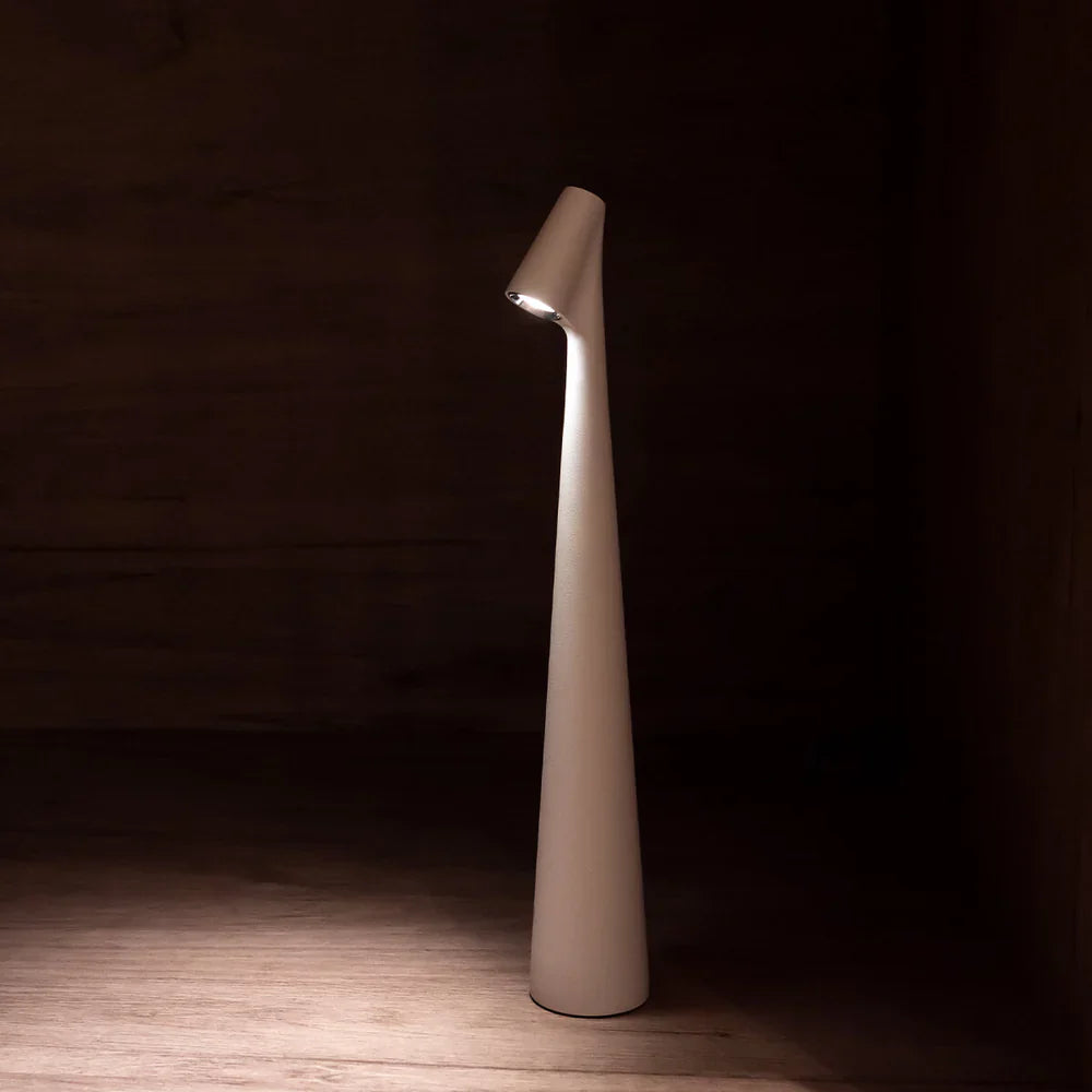 Minimalistisk nordisk design bordlampe | Trådløst | LED | Leselampe | Middagslampe