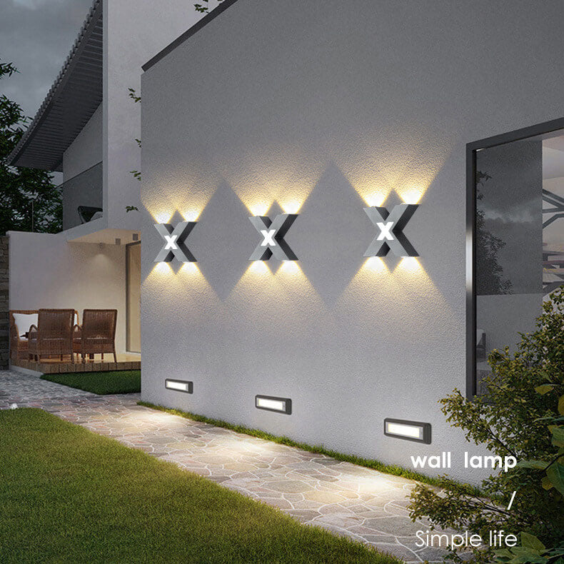 Aplique LED moderno impermeable en forma de X con 4 luces para exteriores