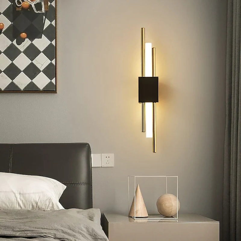 LuminArt - Aplica LED Neagră/Gold Stilată pentru Dormitor