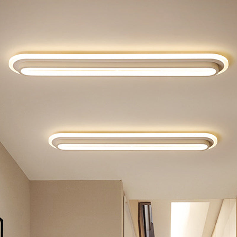 Ovale LED-Deckenleuchte Schwarz/Weiß mit Acryldiffusor