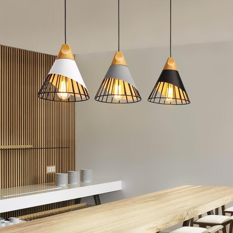 Lampes suspendues en bois industrielles nordiques