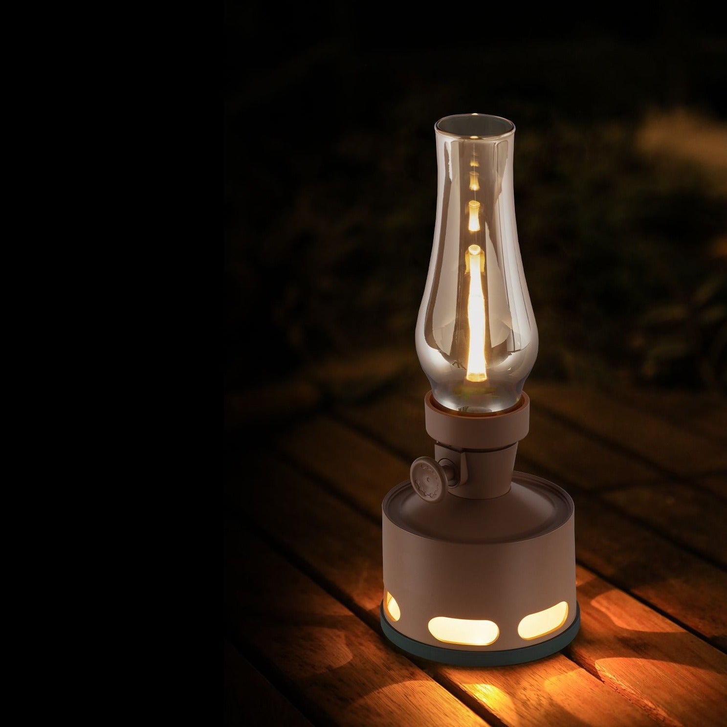 NostalgiaLamp - Vintage LED Table Lamp