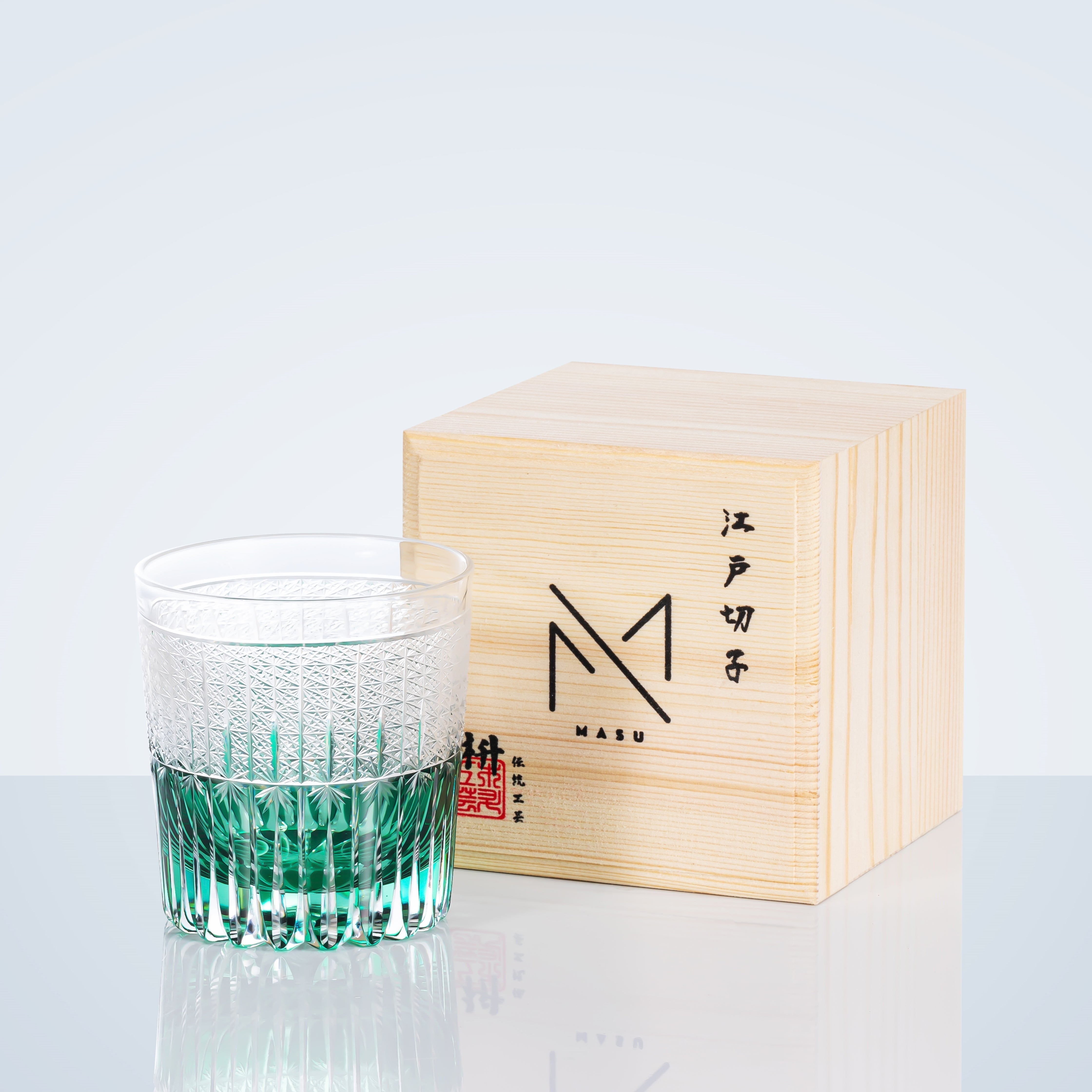 Verre à whisky Stellar Nexus fabriqué à la main par Edo Kiriko avec boîte en bois