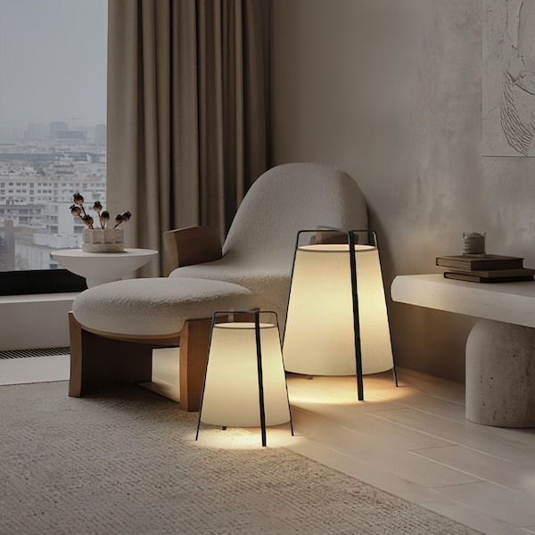 Éclairage de la chambre à coucher : options de lampadaires élégantes et sereines