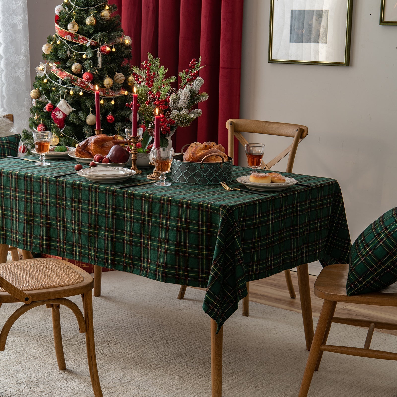 Traditionelle schottische Schottenkaro-Tischdecke für Weihnachtsfeier