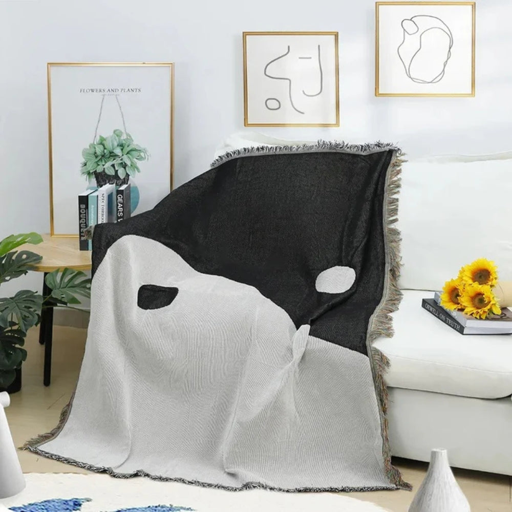 Artistic Yin Yang Tapestry Throw Blanket