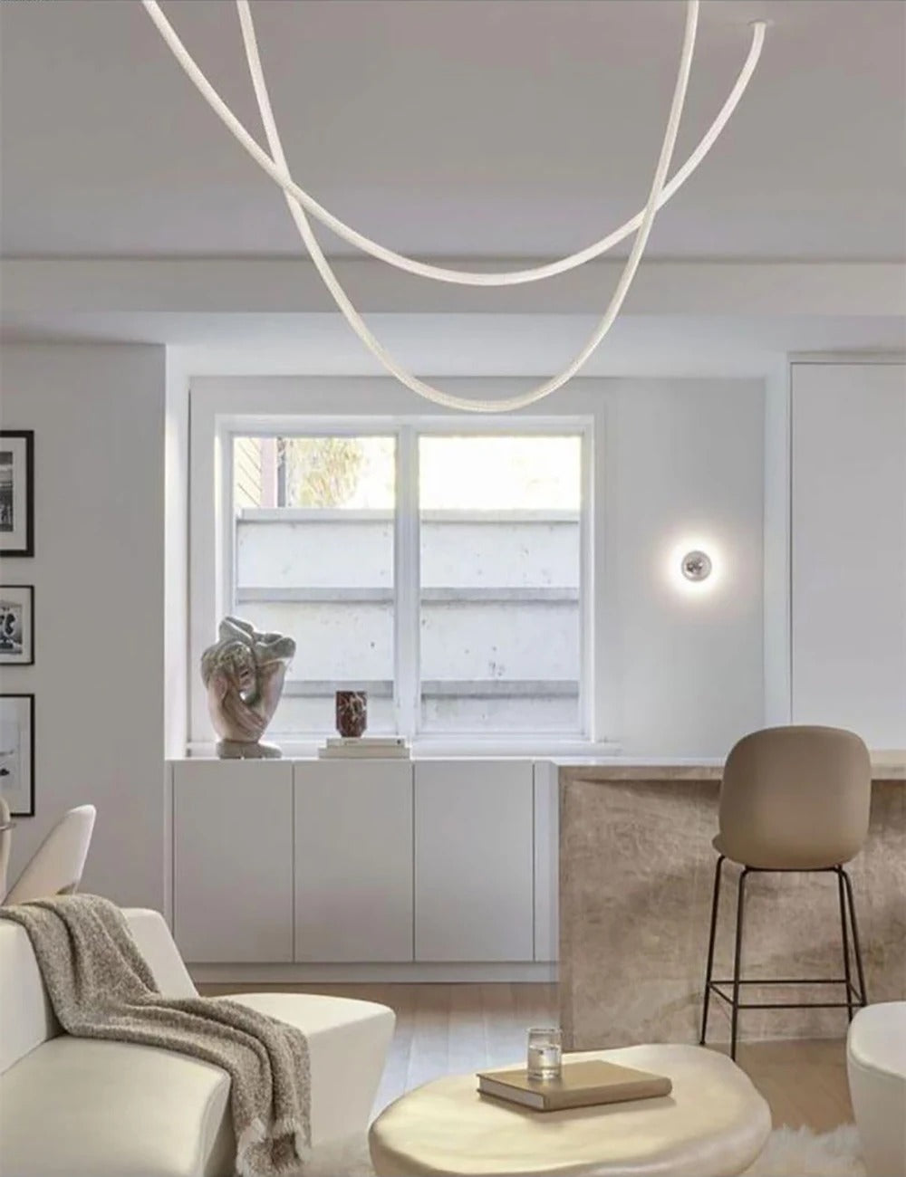 Vrimlo Loop Pendant Light / Chain Light