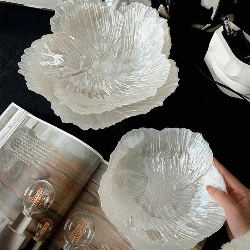 Tabletop Floral Shaped Glass Decorative Bowl