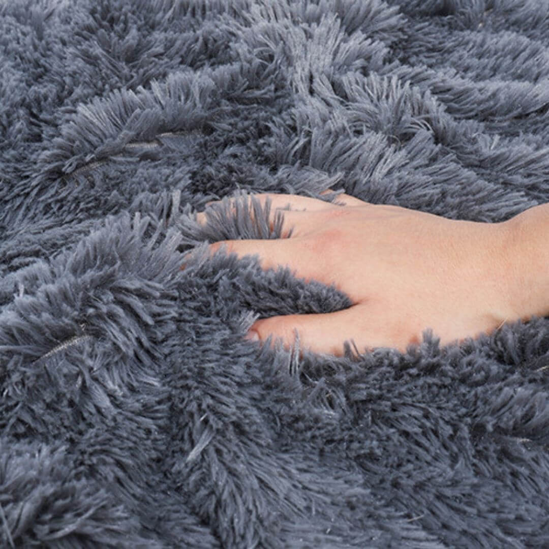 My Furry Friend™ - Anxiety Relieving Fluffy Pet Blanket