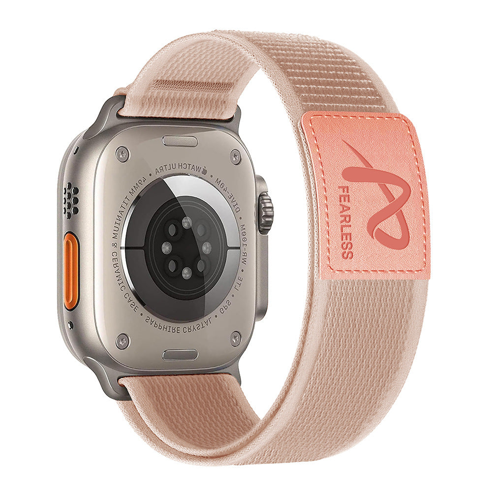 Cinturino in nylon con etichetta in pelle per Apple Watch