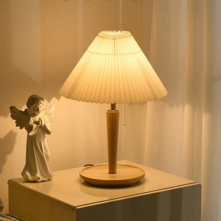 VintageLumi – Retro Wooden Lamp