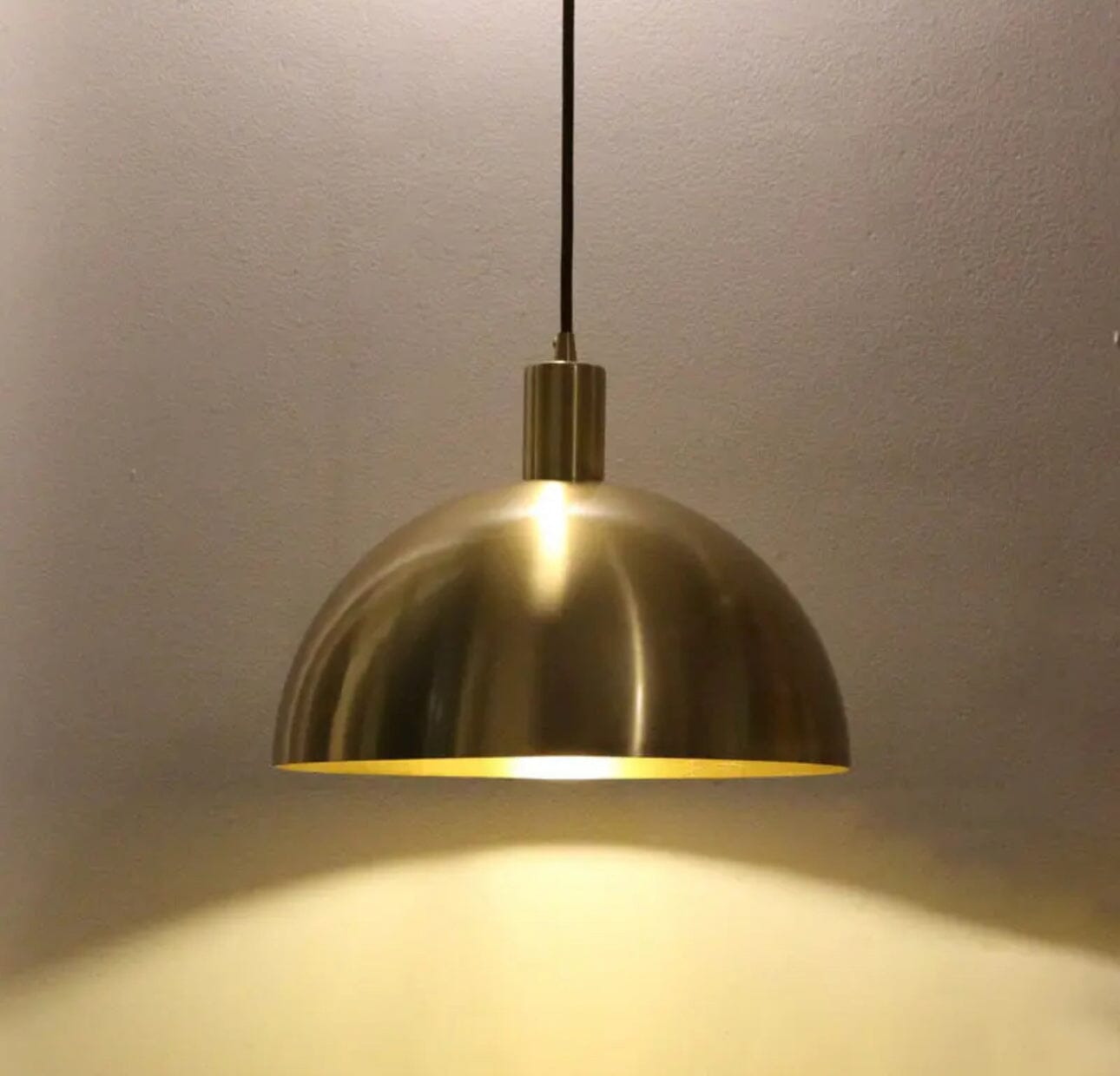 Vrimlo Brass Pendant Light