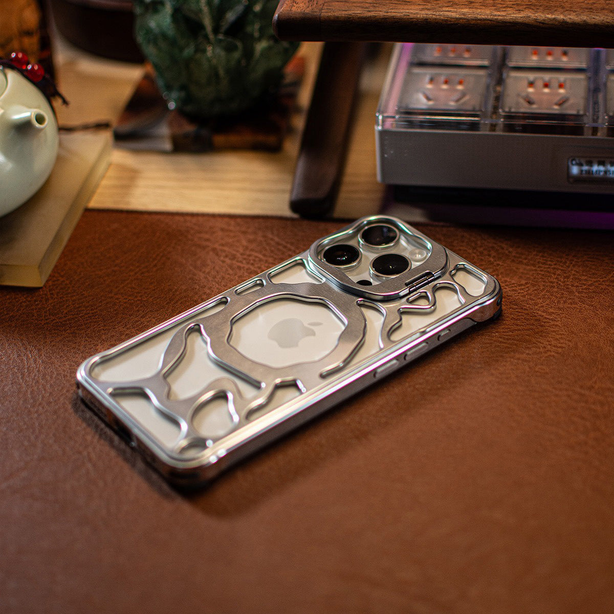 Designer Aluminum Alloy Case