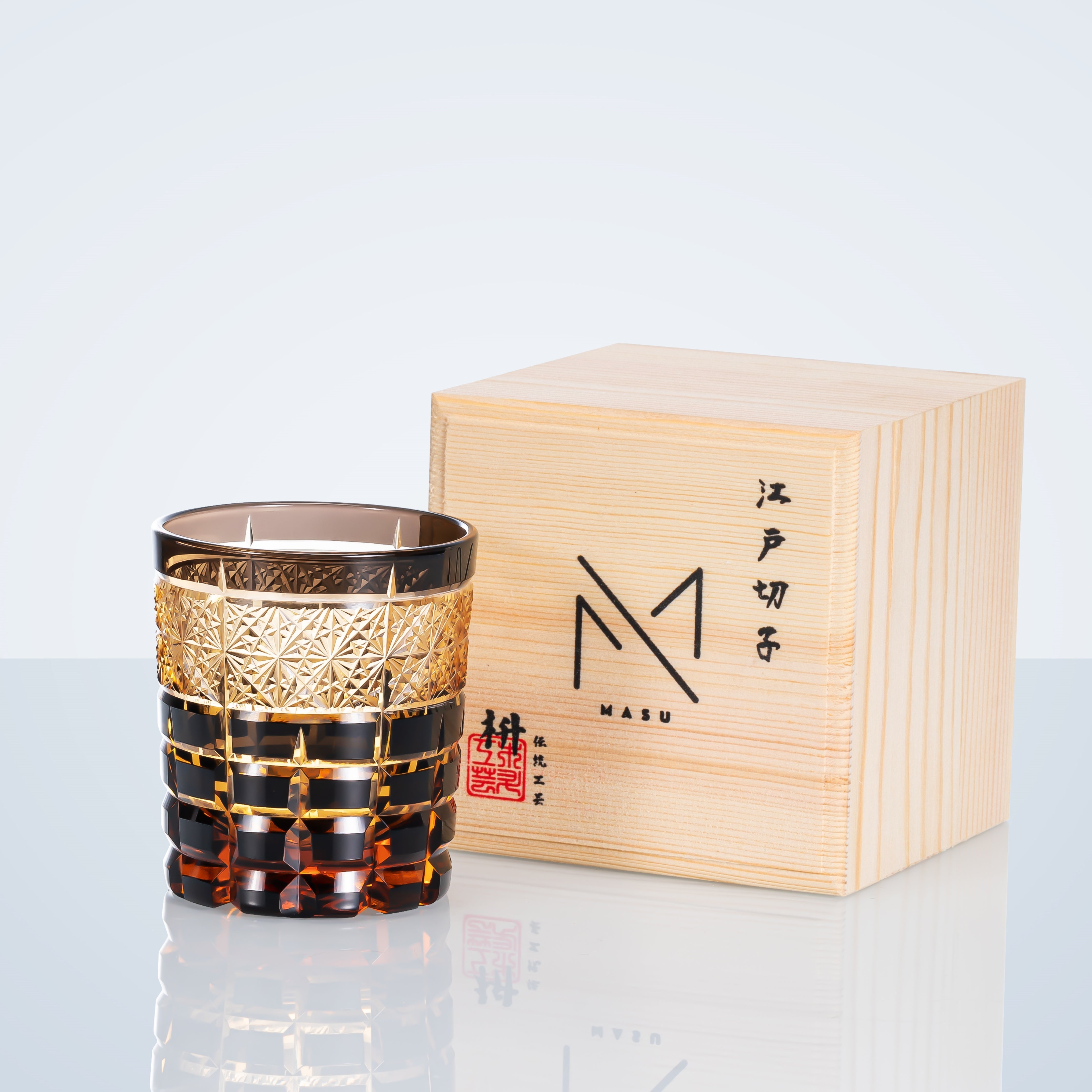 Verre à whisky ambré diamant fabriqué à la main Edo Kiriko avec boîte en bois