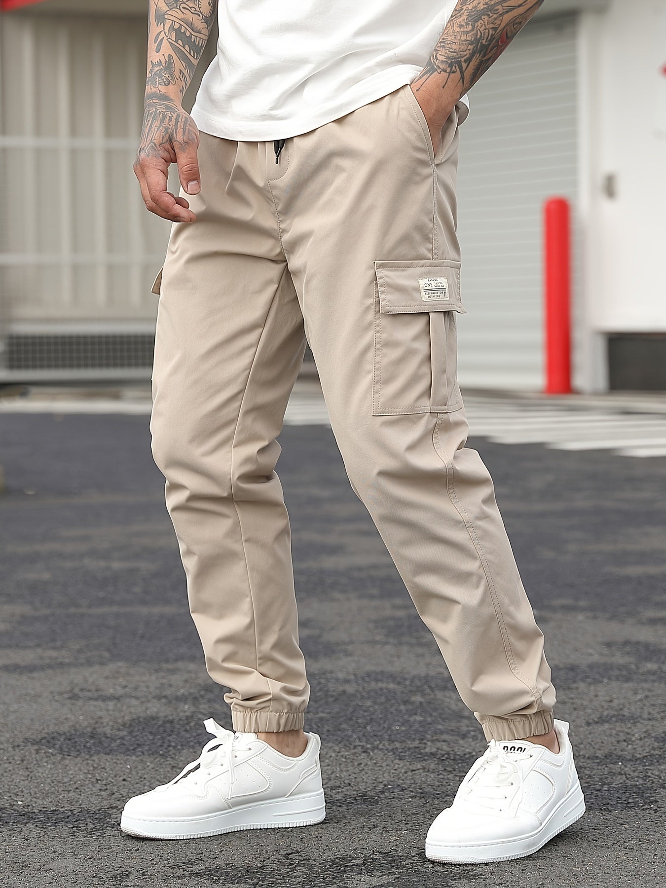 Beige Cargo joggingbyxor - Lukas