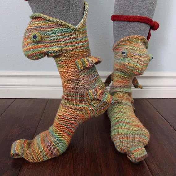 CROCODILE KNIT SOCKS