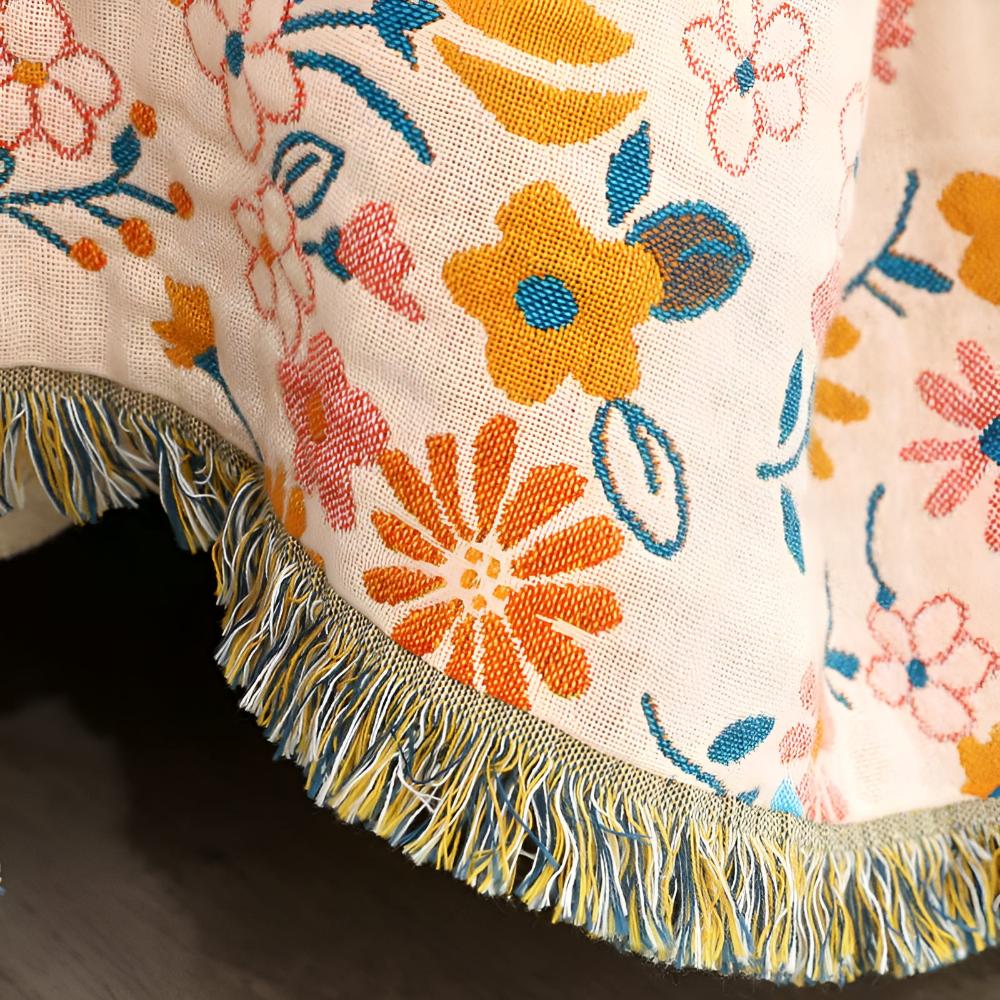 Daisy Dreamer Reversible Tassel Blanket