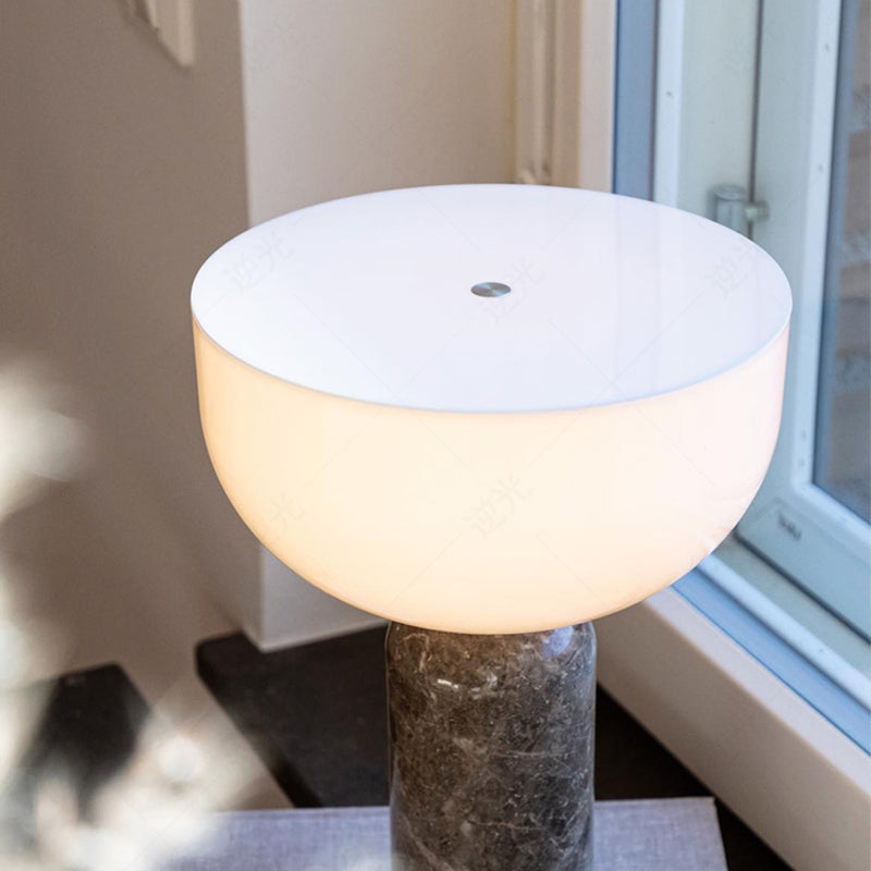 LuxMarble – Lampe en marbre sophistiquée