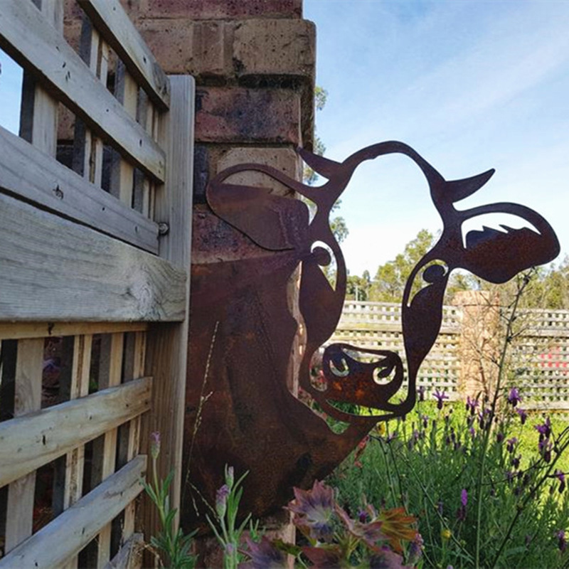 Farm Decoration - PeepFarm - Realistic Animal Design - Garden Metal Art