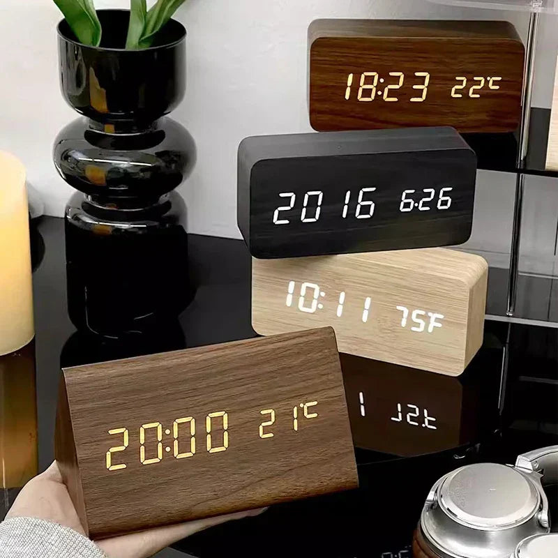 Futura - Digitale Houten Wecker met Thermometer Inclusief