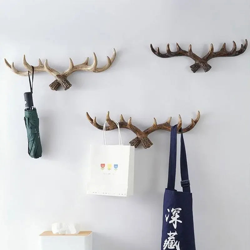 Antler coat rack - Rural - Attractive coat rack/decor - Deer antlers - Corridor