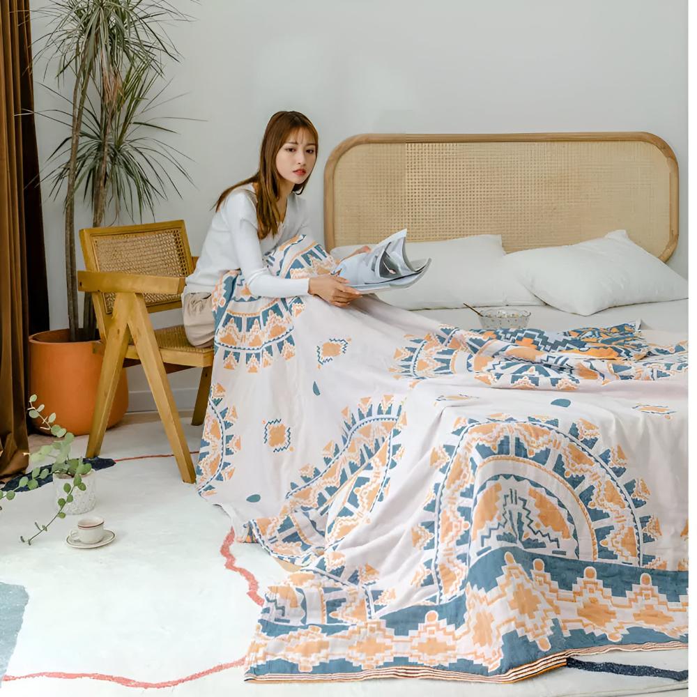 Dreamy Wanderer Cotton Blanket