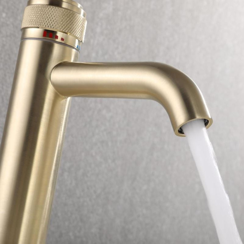 Single Handle Mixer Tap Hot and Cold Bathroom Faucet