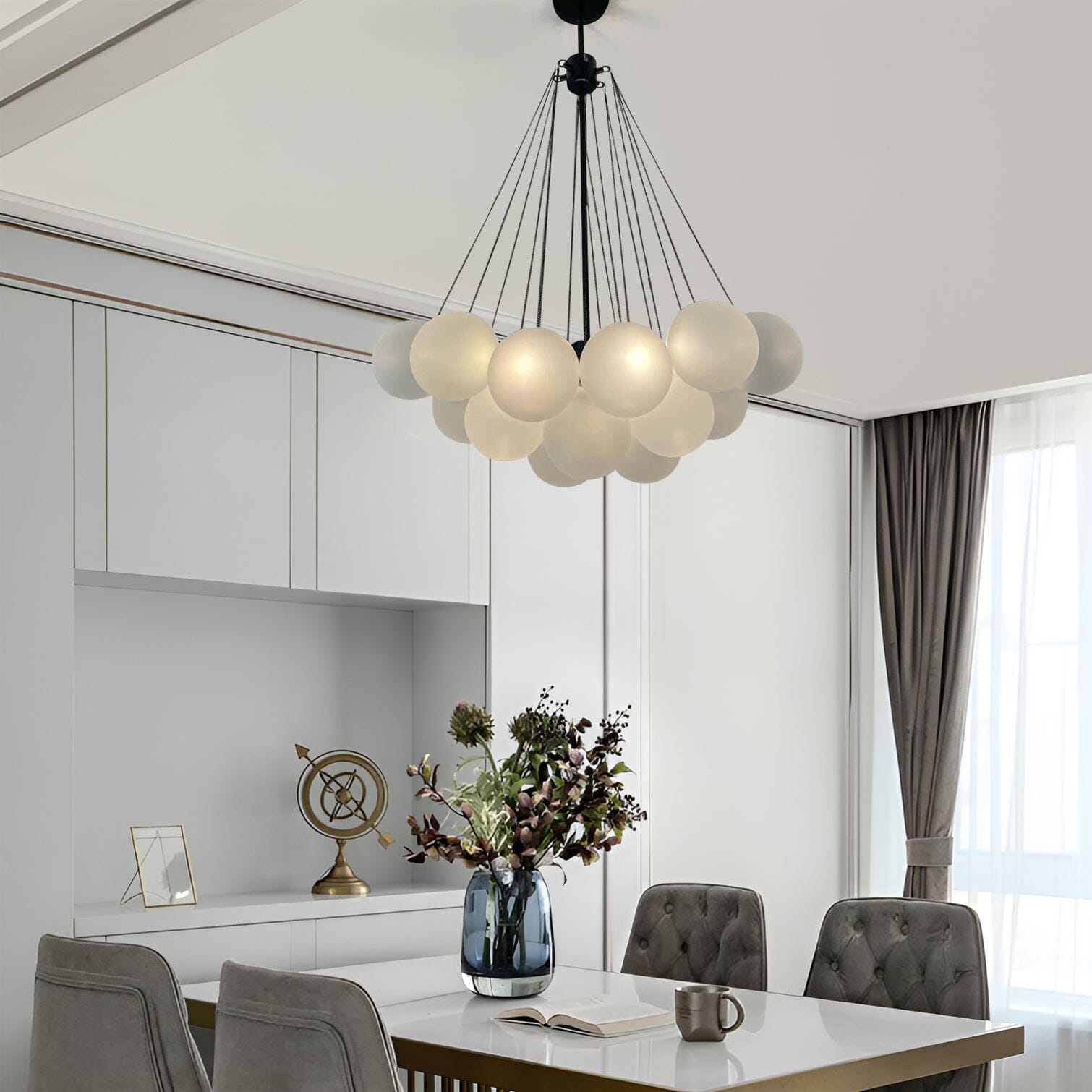 Vrimlo Frosted Ball Chandelier