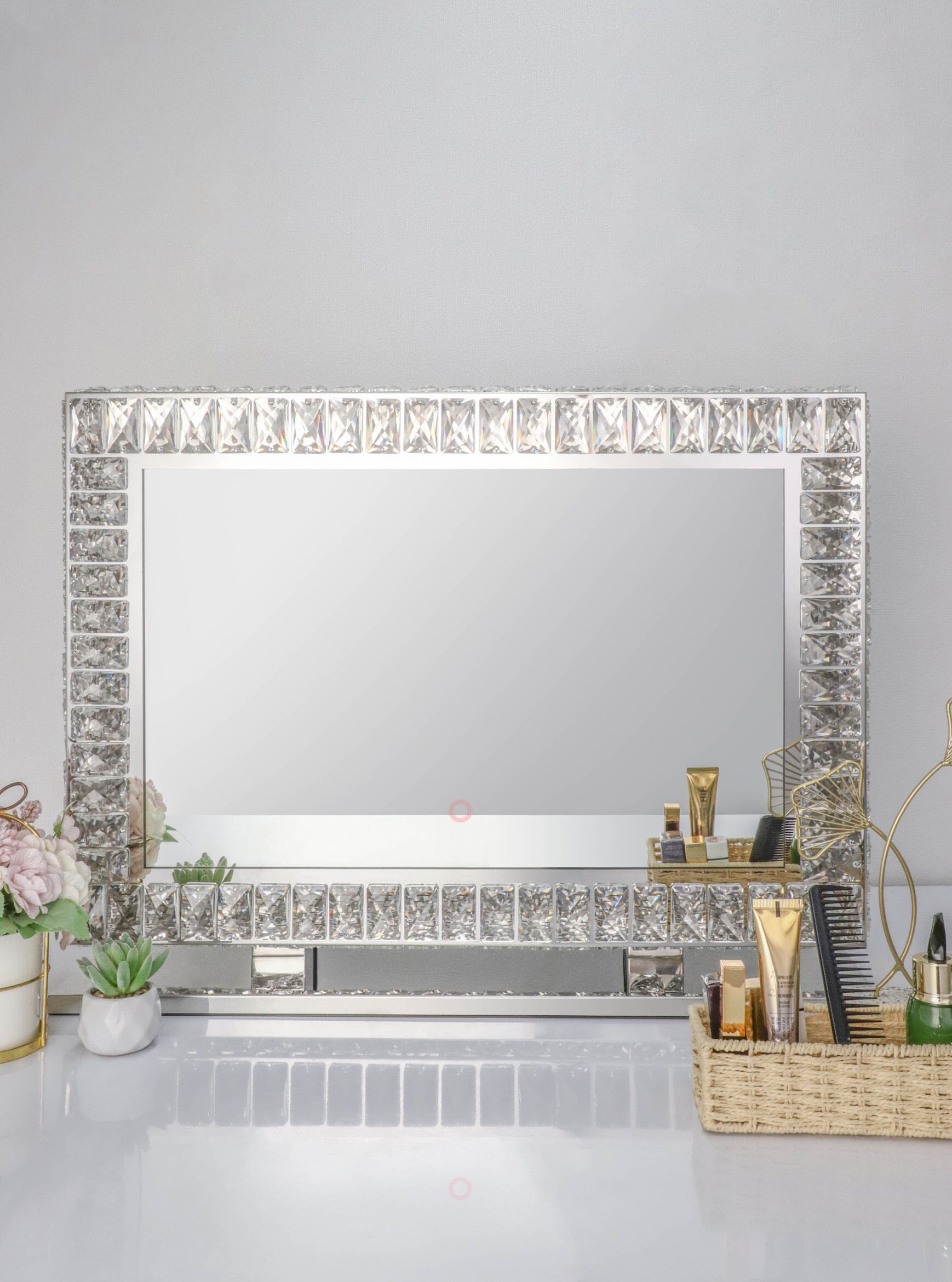 Vrimlo Vanity Mirror