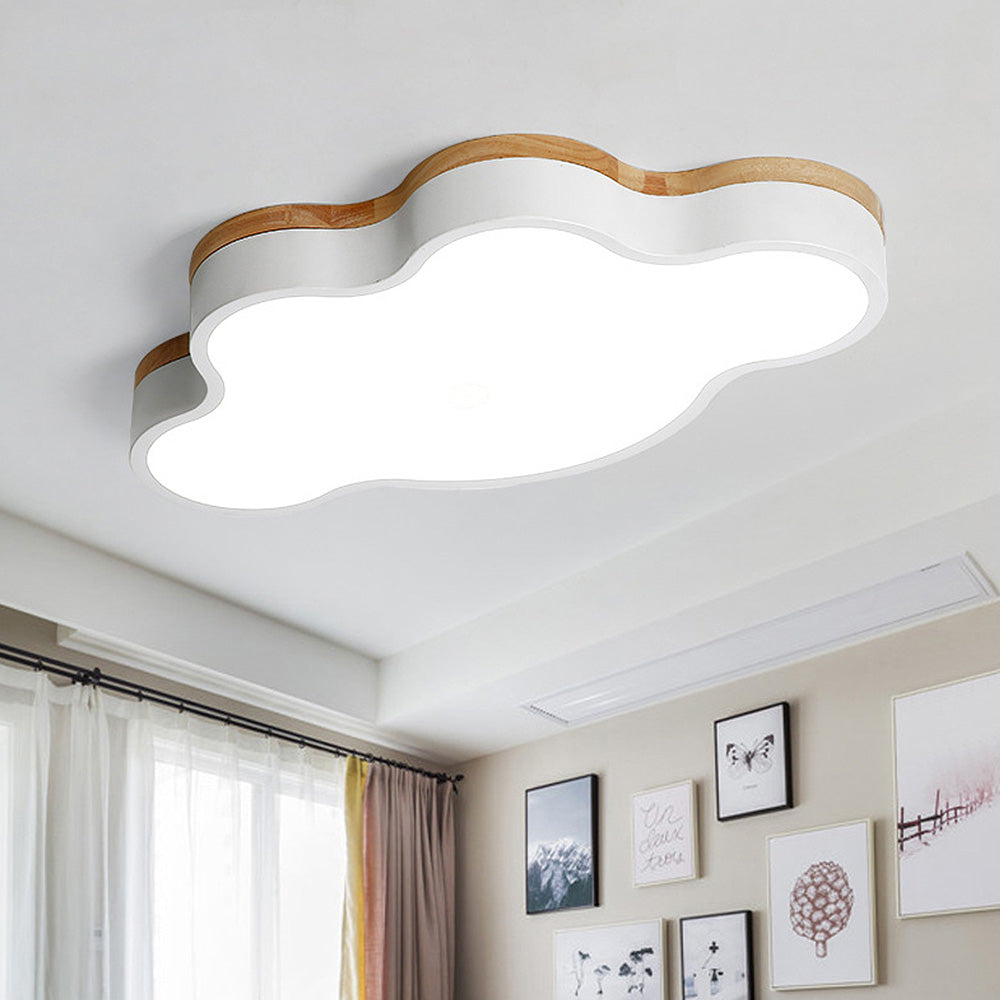 Lámpara de techo LED con diseño de nubes