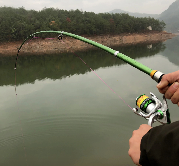 Canne à pêche télescopique en fibre de carbone