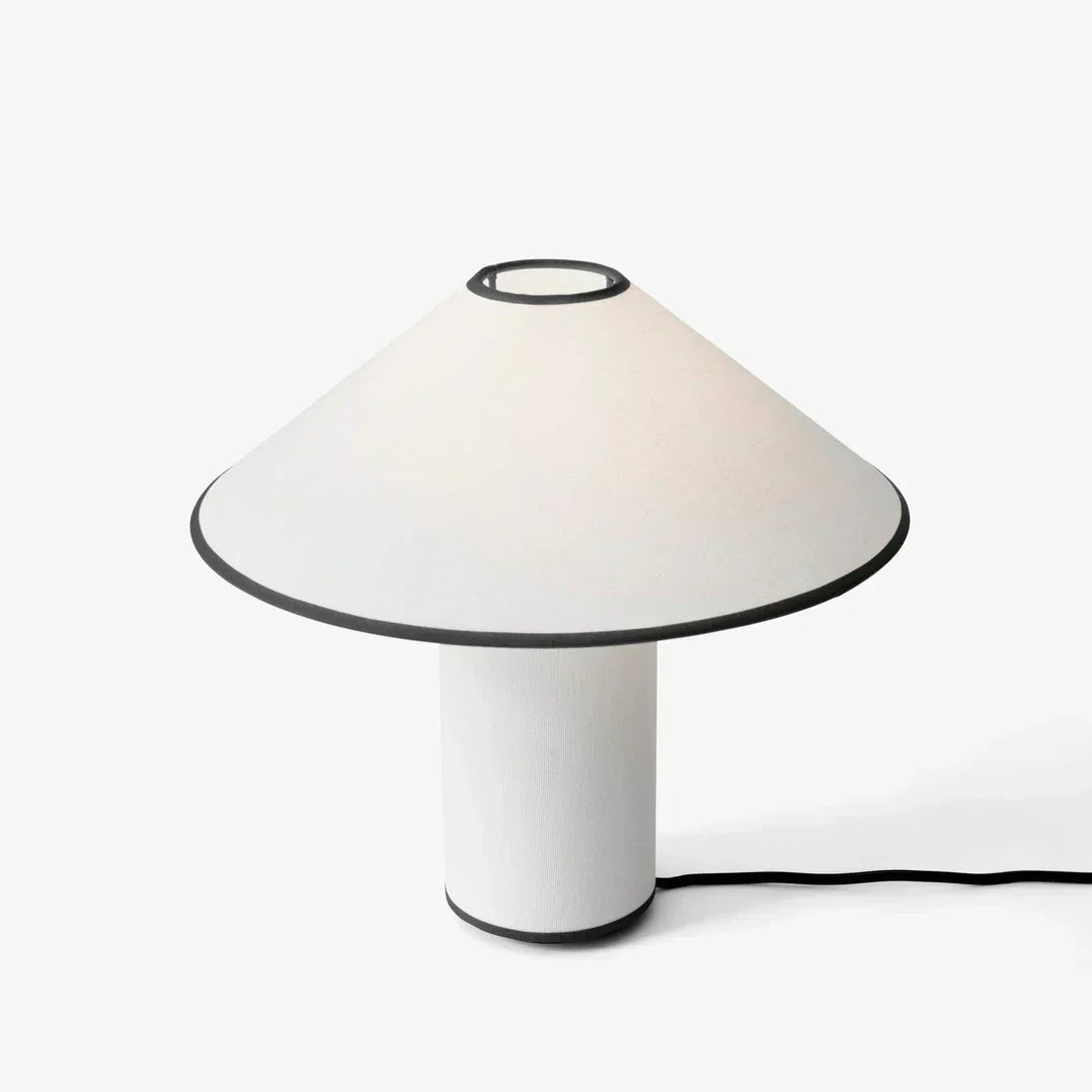 Lampe de table Colette – Solution d’éclairage élégante pour les intérieurs modernes