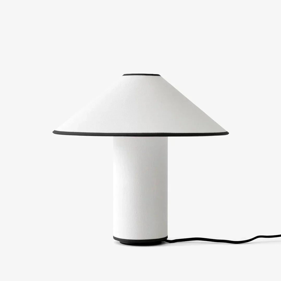 Lampe de table Colette – Solution d’éclairage élégante pour les intérieurs modernes