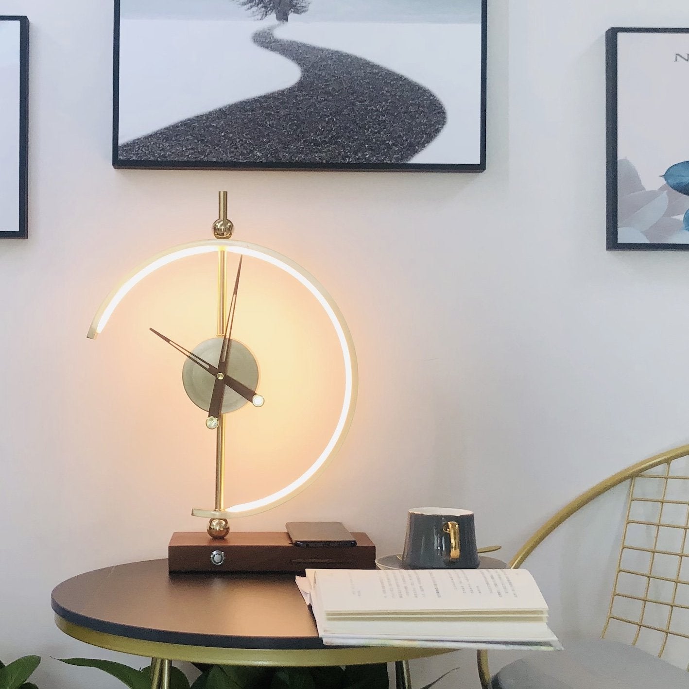 NagoyaLight™ | Lampe horloge de luxe avec chargeur