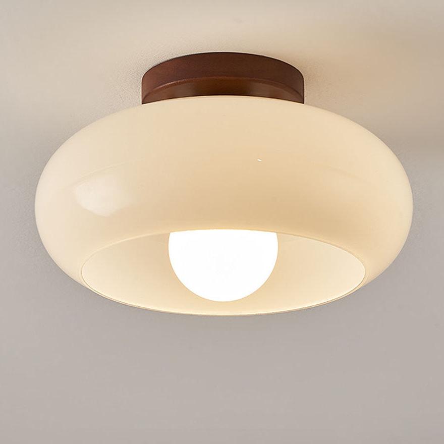 ChicRetro - Kleine witte plafondlamp in vintage stijl