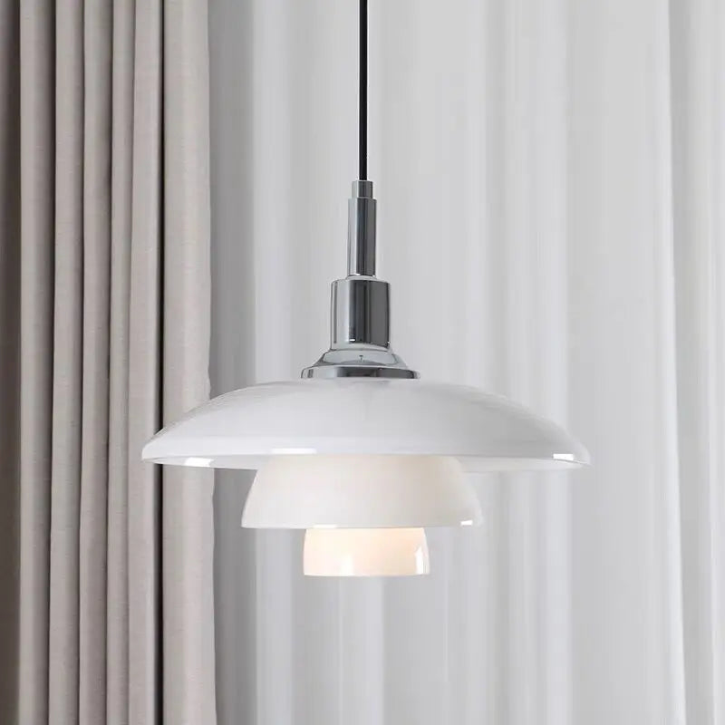 ChromeGlow - Lampe suspendue de luxe en chrome