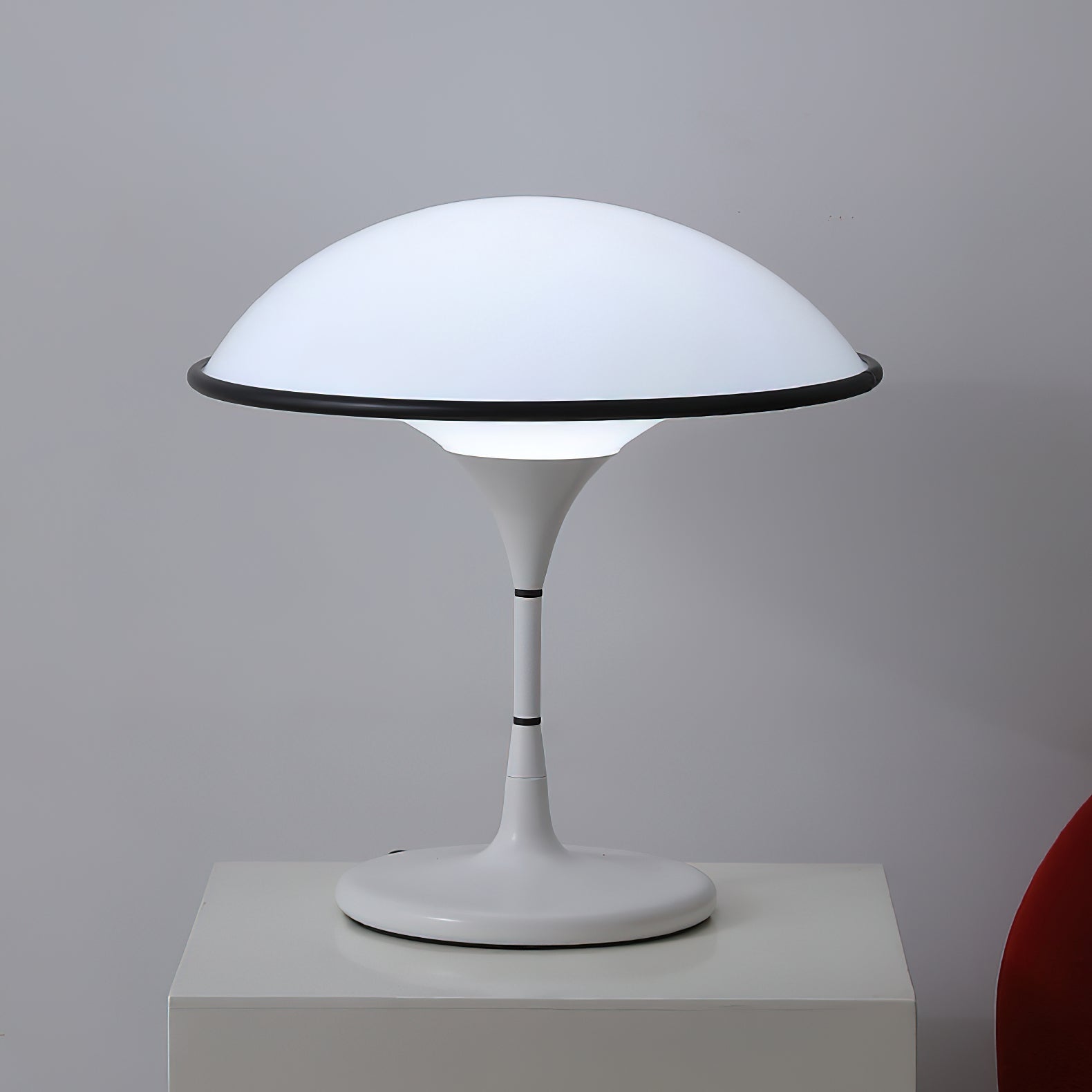 LumiFont - Elegant table lamp with a unique design