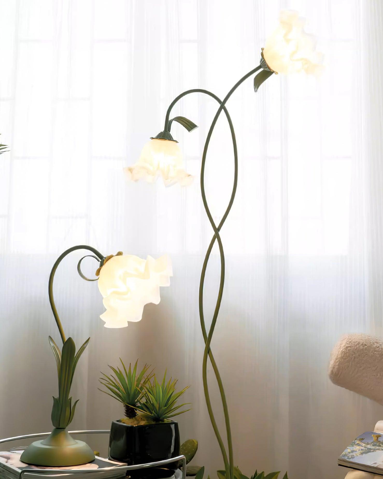 CallaLight - Modern floral lighting