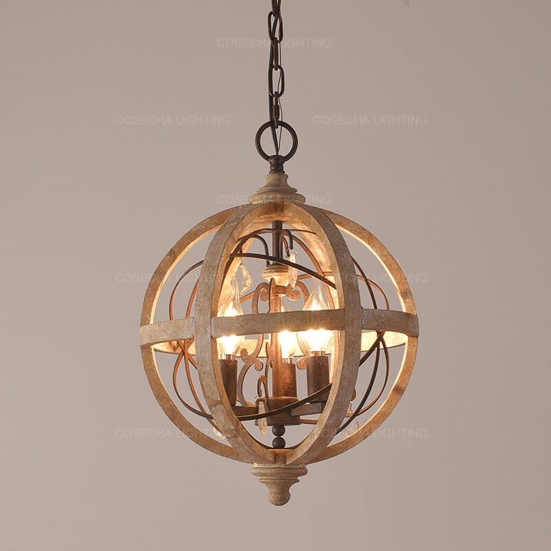 Chandelier en bois ancien