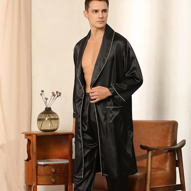 Conjunto de robe de cetim elegante para homens