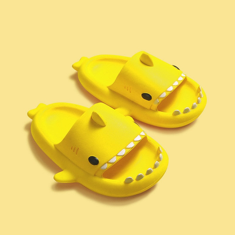 Sliders requin antidérapants pour enfants