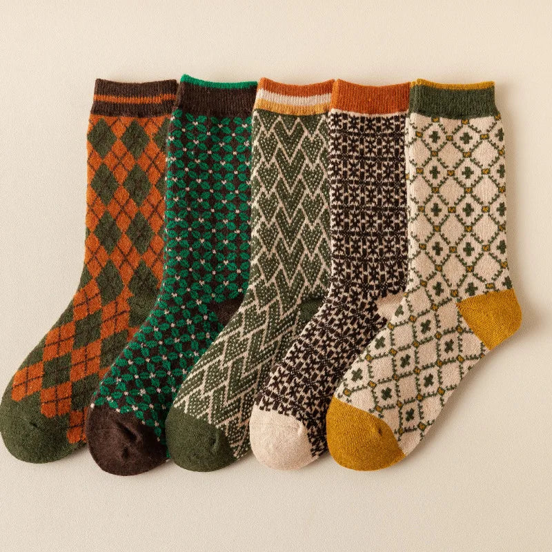 DaiShana Luxury Wool Winter Socks for Women - Warm Geometric Patterns