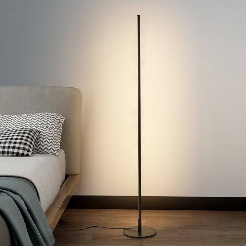 The Dahl Floor Lamp