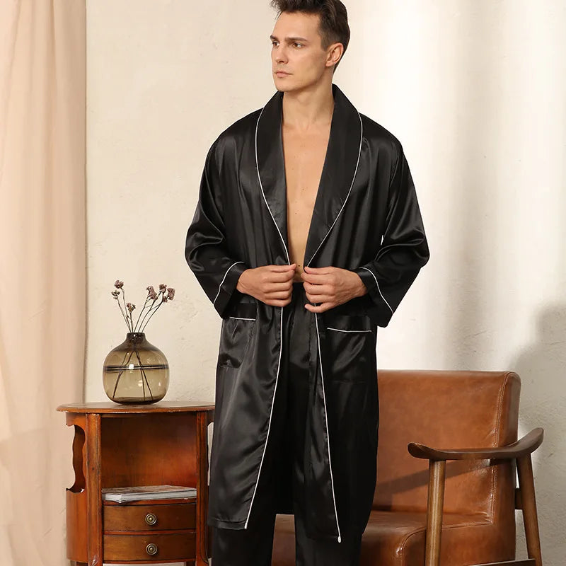 Ensemble de peignoir en satin élégant pour homme