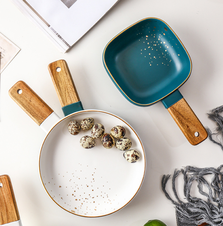 Green Rhyme Dinnerware Collection