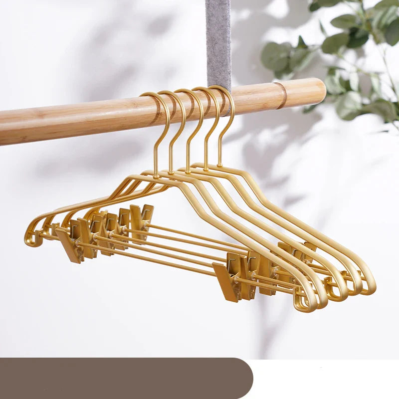 Sara 5pcs Anti-Slip Metal Trouser Hangers – Space-Saving Closet Organizer